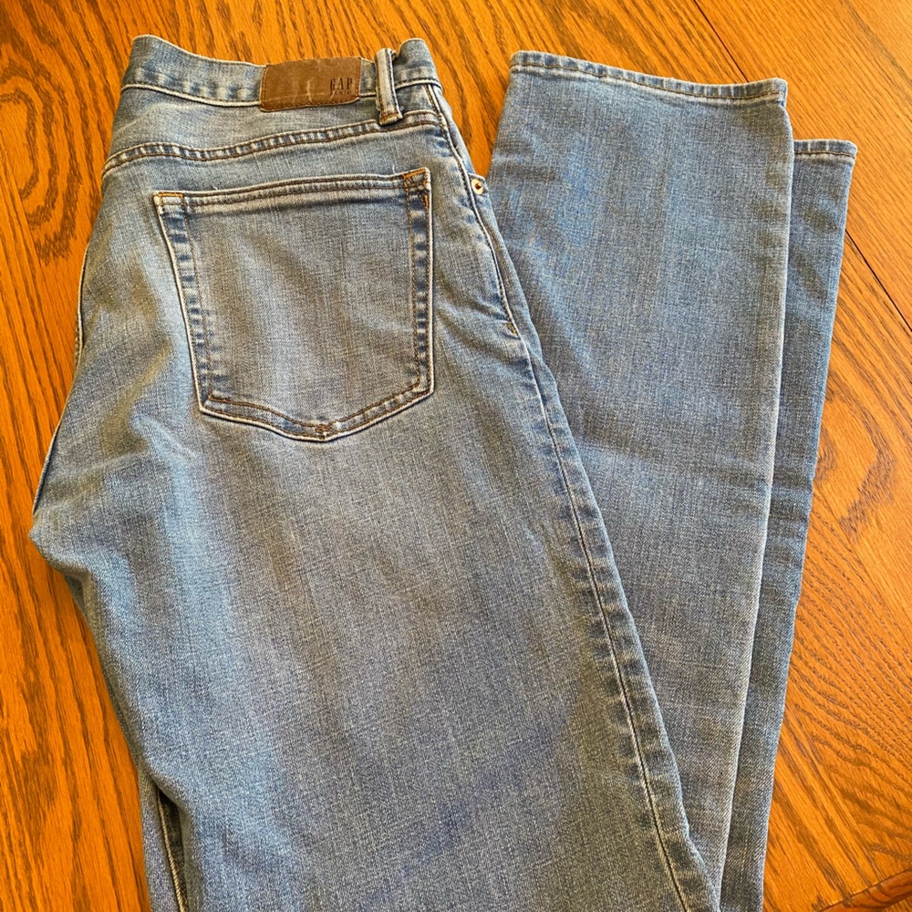 Gap jeans 30x32 straight cut